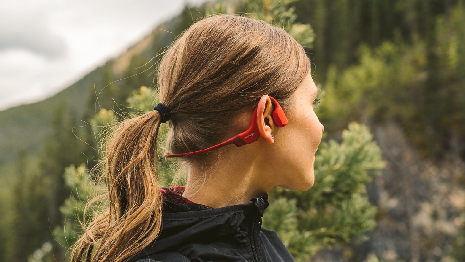 Open-Back Headphones: Pros and Cons for Outdoor Use