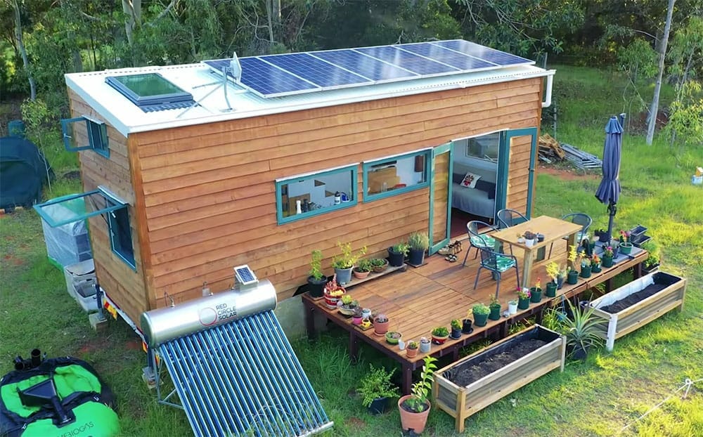 Explore Off-Grid Tiny House Living: Sustainable Adventure